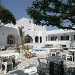 Meros, Santikos Collection 4* ناوسا