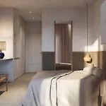 Meros, Santikos Collection 4* ناوسا