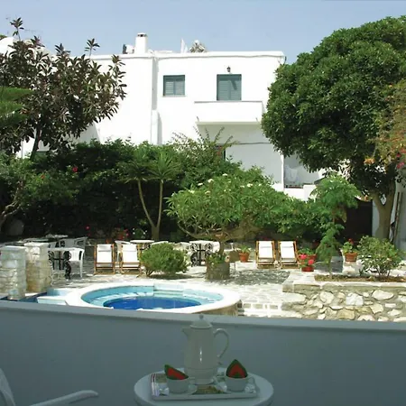 Atlantis Hotel Naousa (Paros)
