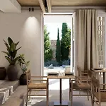 Ξενοδοχείο Meros, Santikos Collection