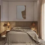 Meros, Santikos Collection Ξενοδοχείο Νάουσα