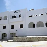 Meros, Santikos Collection Ξενοδοχείο