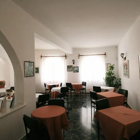 Meros, Santikos Collection Ξενοδοχείο