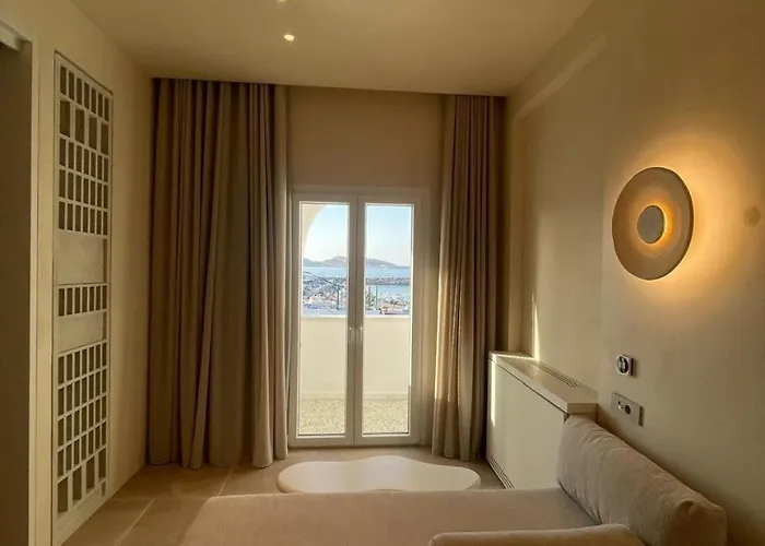 Hotel Meros, Santikos Collection Naousa (Paros)