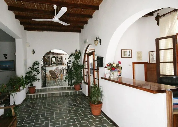 Meros, Santikos Collection Ξενοδοχείο Νάουσα